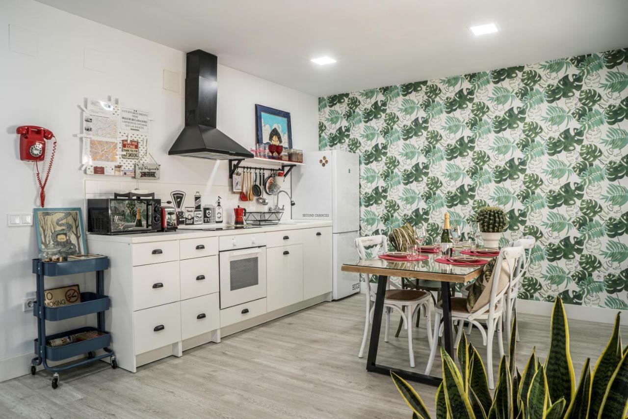 Deluxe Rue Boheme Apartment Plasencia Exterior photo