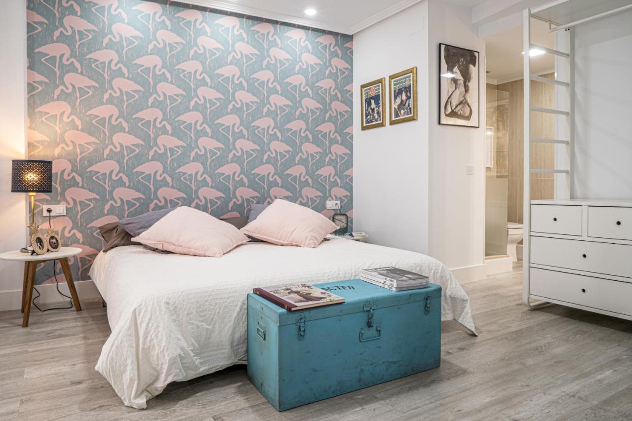 Deluxe Rue Boheme Apartment Plasencia Exterior photo
